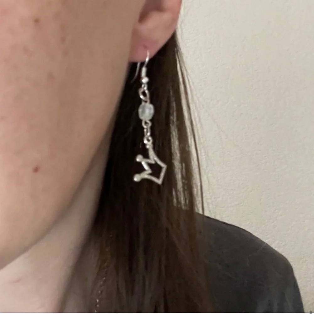 New Handmade Sterling Silver Queen Crown Crystal Dangle Earrings
